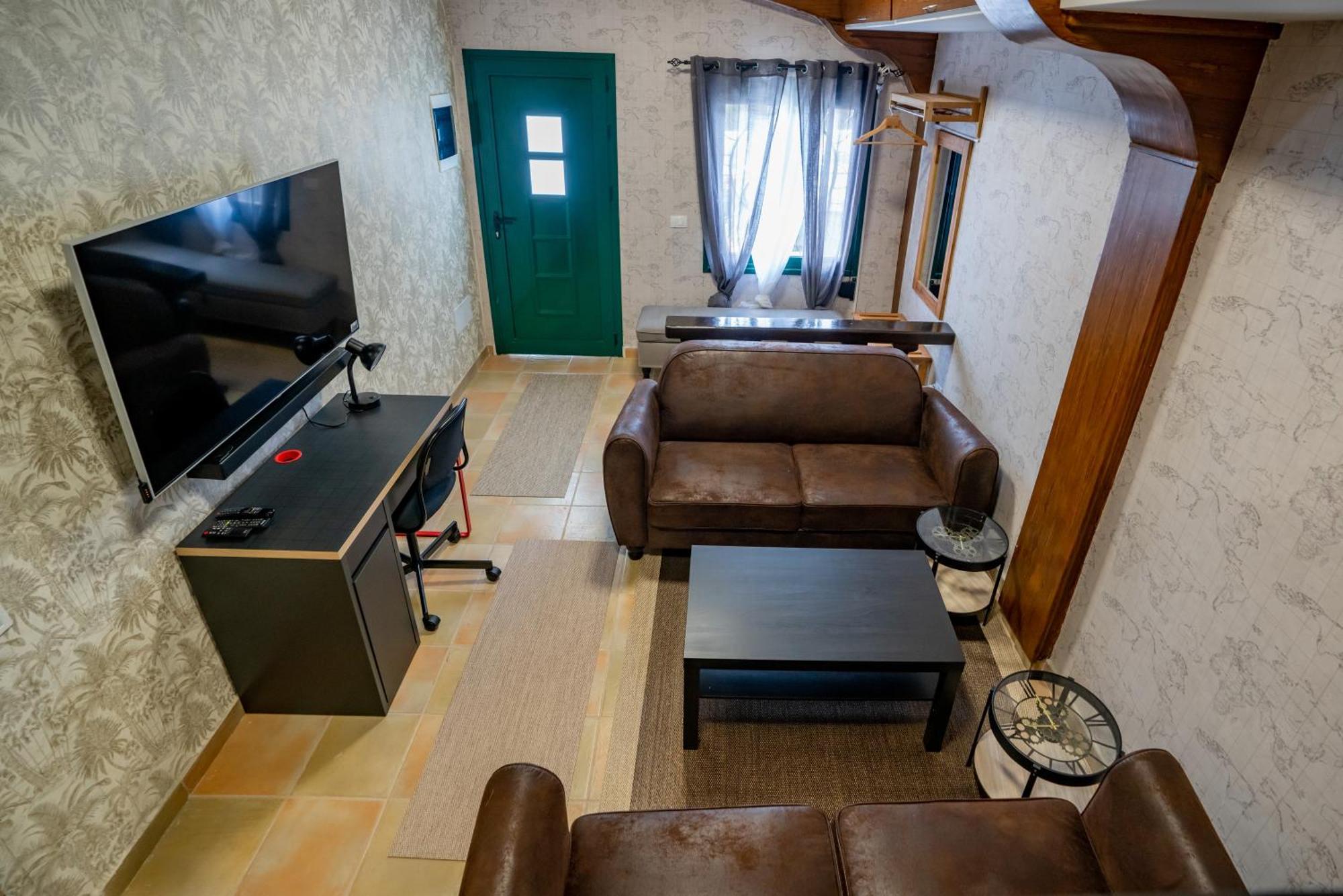 Casa Julio - Alcala Complete Coastal Retreat - Entire Apartment - 3 Min Walk From The Ocean - Shared Entrance With Host Extérieur photo
